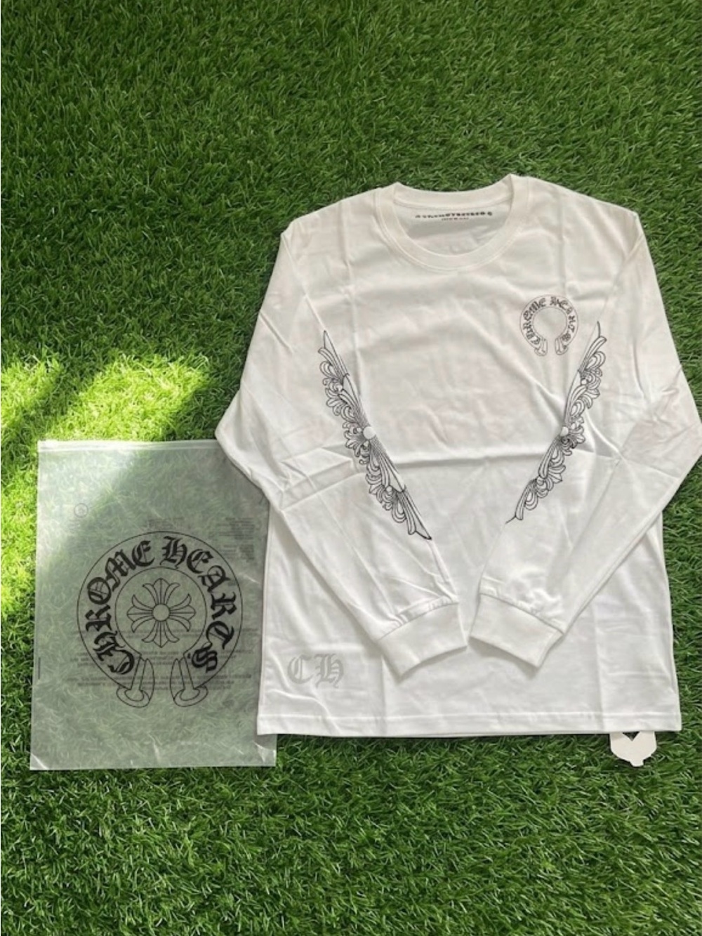Men’s long sleeve shirt